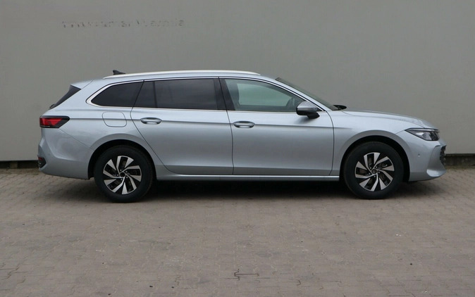 Volkswagen Passat cena 192790 przebieg: 8, rok produkcji 2024 z Olsztyn małe 301